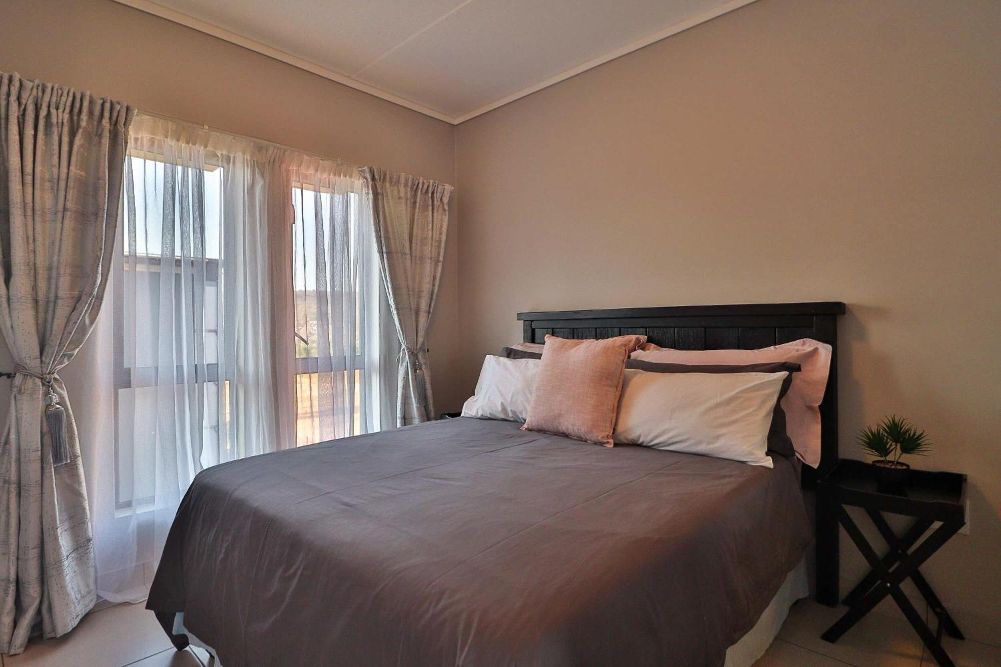 Lowveld Vivid Haven * Mbombela